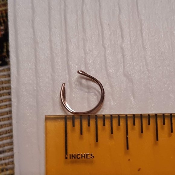 Fake/Faux Nose Lip Ring Double Cuff in Gold - Picture 2 of 3